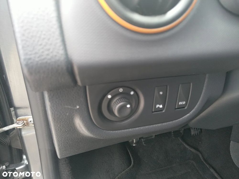 Dacia Sandero Stepway TCe 90 (S&S) Prestige - 17