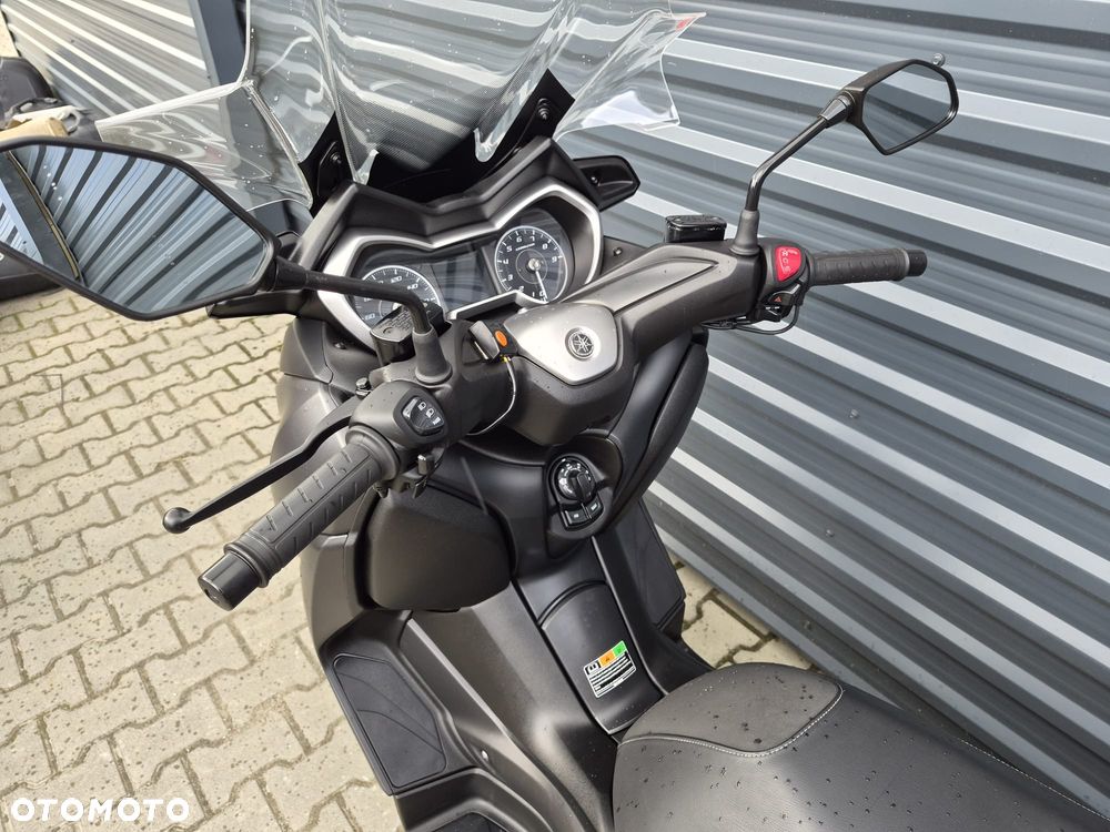 Yamaha X-max - 7