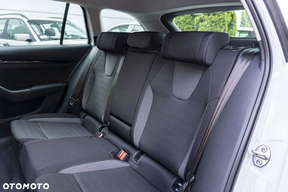 Skoda Octavia - 14