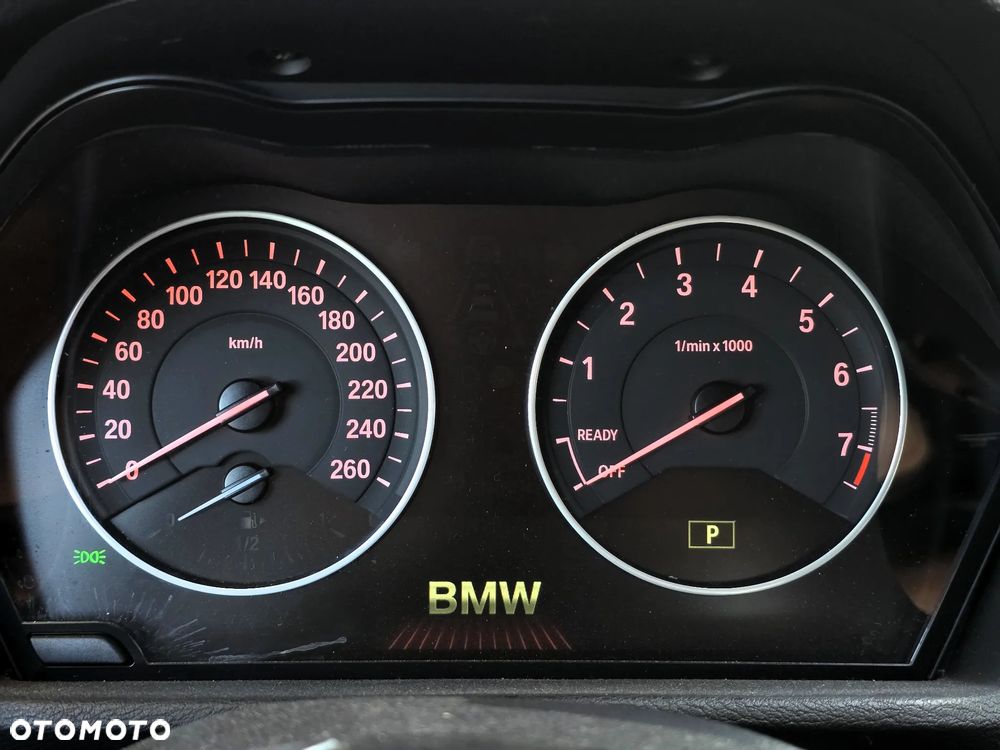BMW X1 - 13