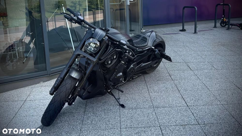 Harley-Davidson V-Rod Night Rod - 2