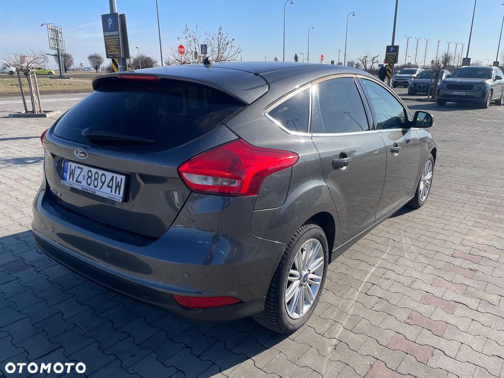 Ford Focus 1.6 Platinium X - 2