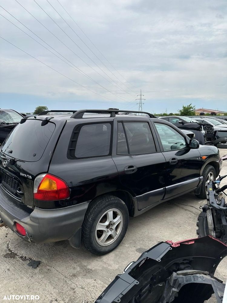 Dezmembram Hyundai Santa Fe 4x4 2003 2.0crdi Euro 3 - 7