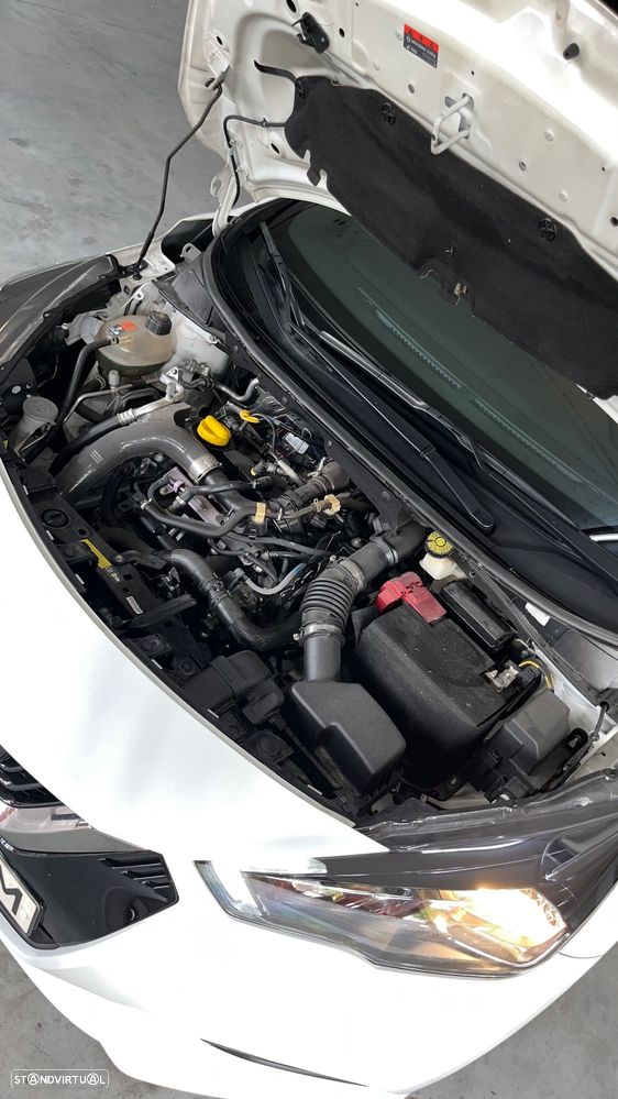 Nissan Micra 1.0 IG-T N-Design Black P.Navi - 31