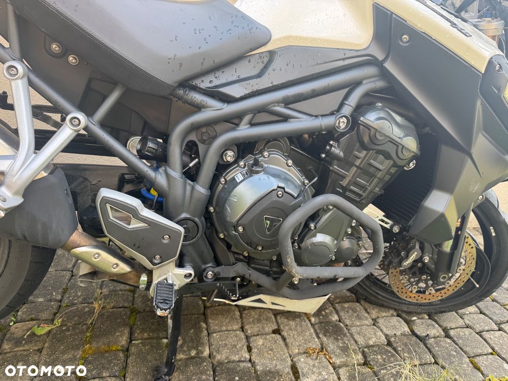 Triumph Tiger - 9