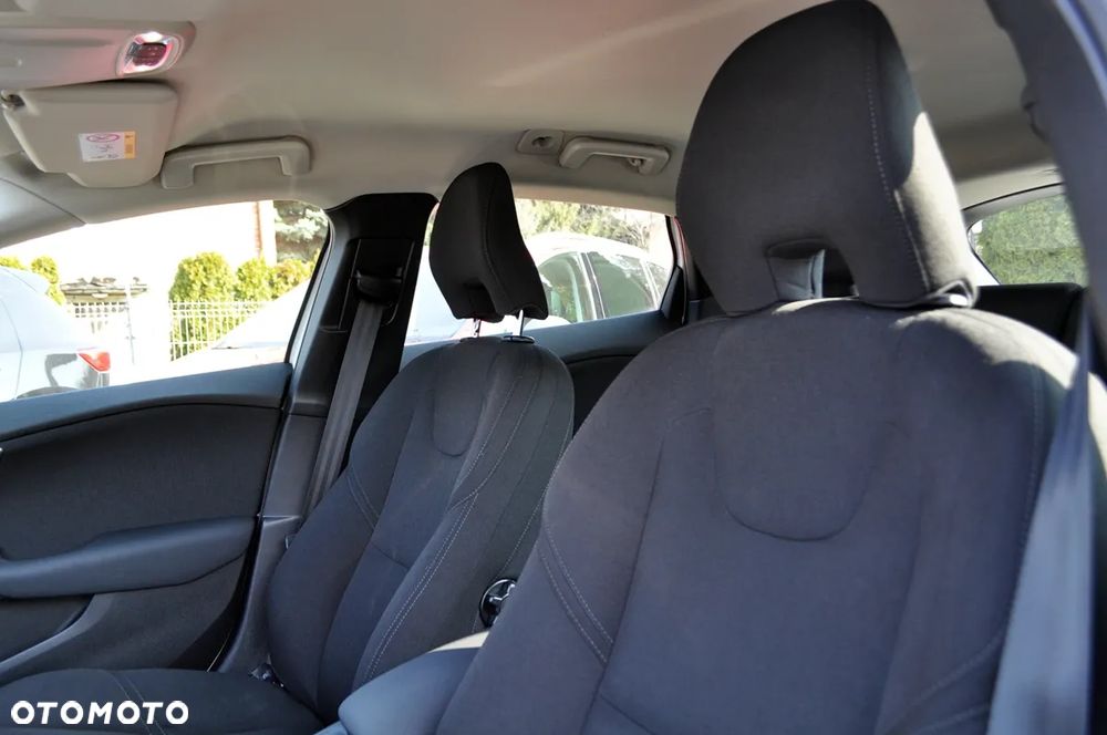 Volvo V40 T3 Drive-E Dynamic Edition - 18