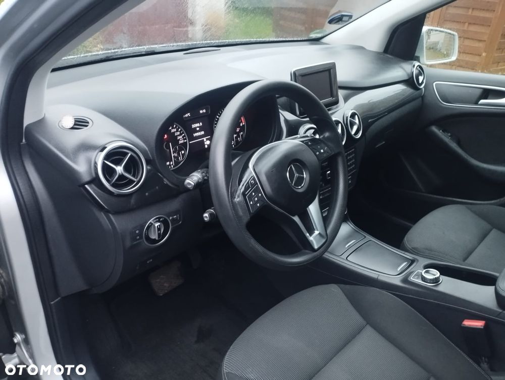Mercedes-Benz Klasa B 180 CDI 7G-DCT - 2