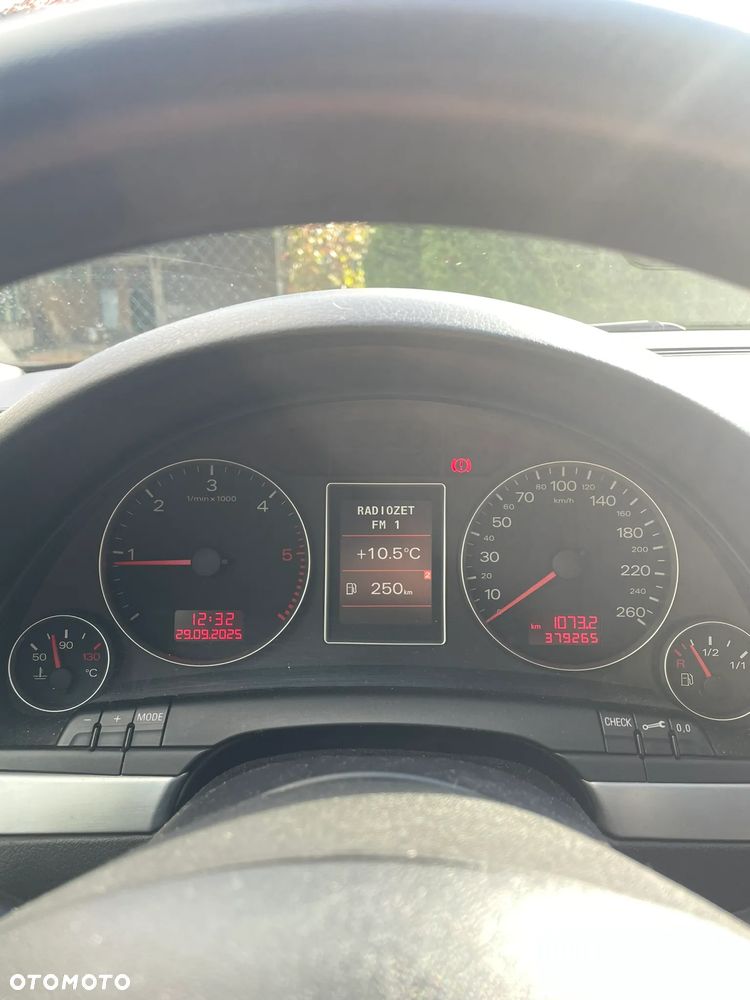 Audi A4 ver-2-0-tdi - 8