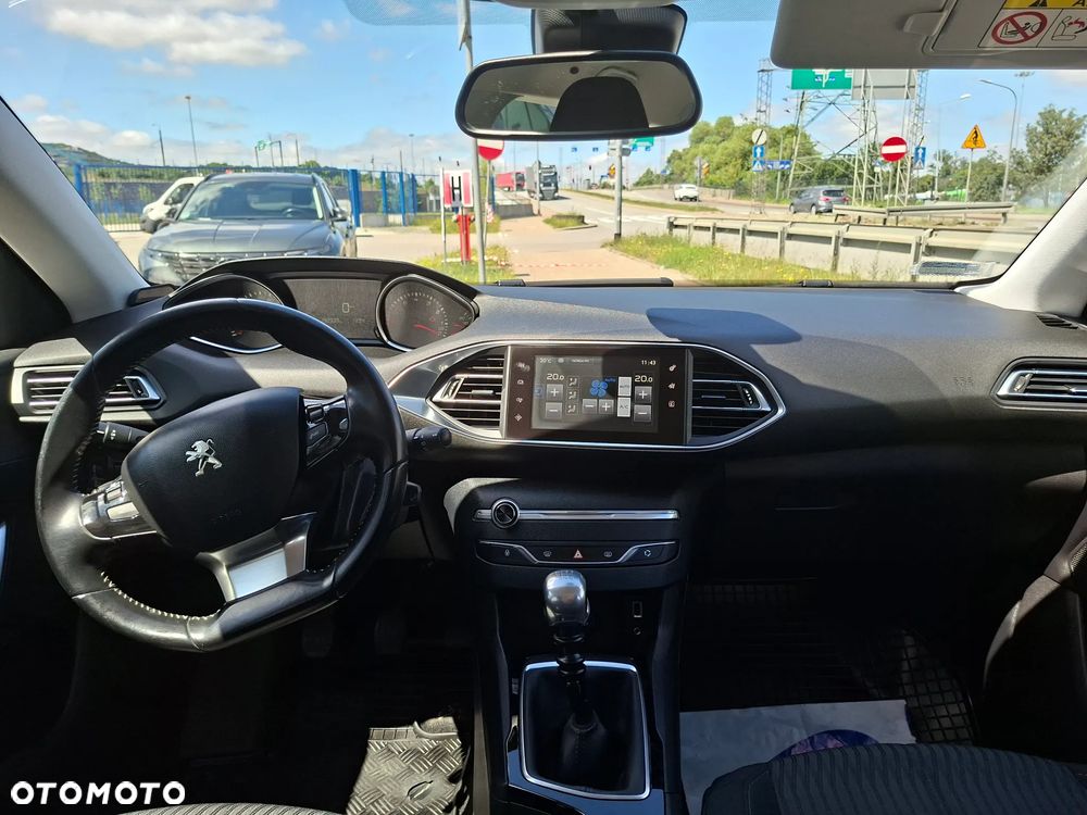 Peugeot 308 1.2 PureTech Active S&S - 9