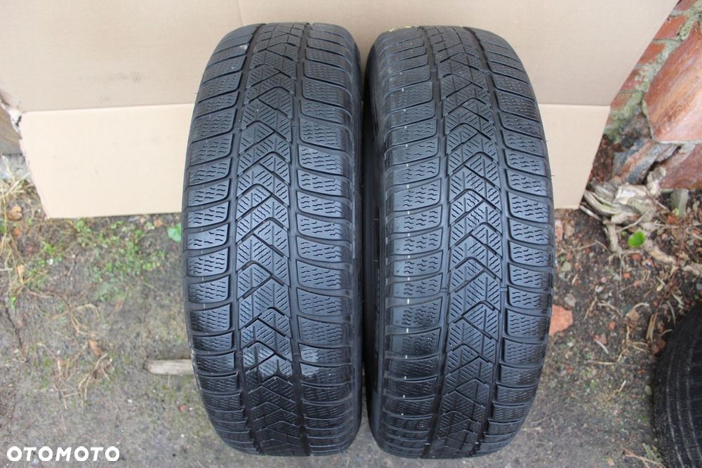 2x 225/60R18 PIRELLI SOTTOZERO 3 RSC 104H 20r 5,5mm - 1