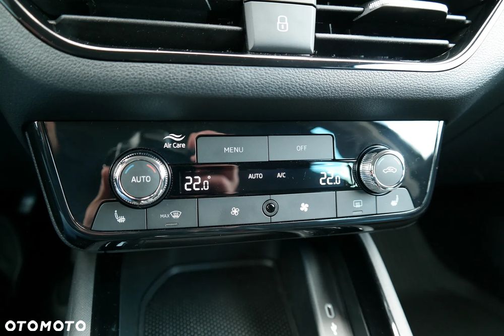 Skoda Scala 1.0 TSI Selection DSG - 32