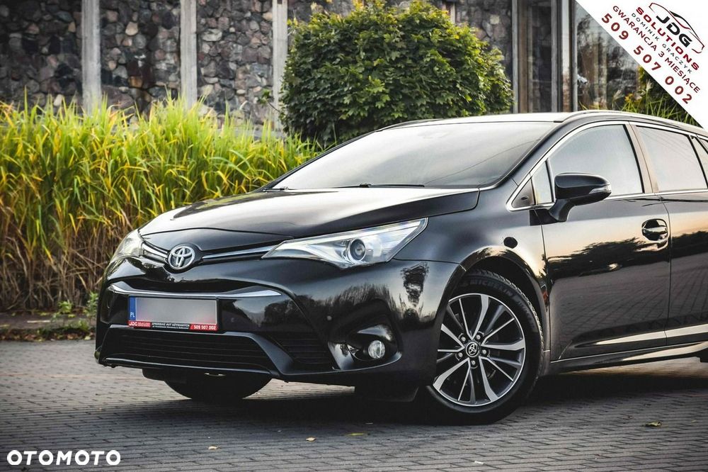 Toyota Avensis 2.0 D-4D Premium - 34