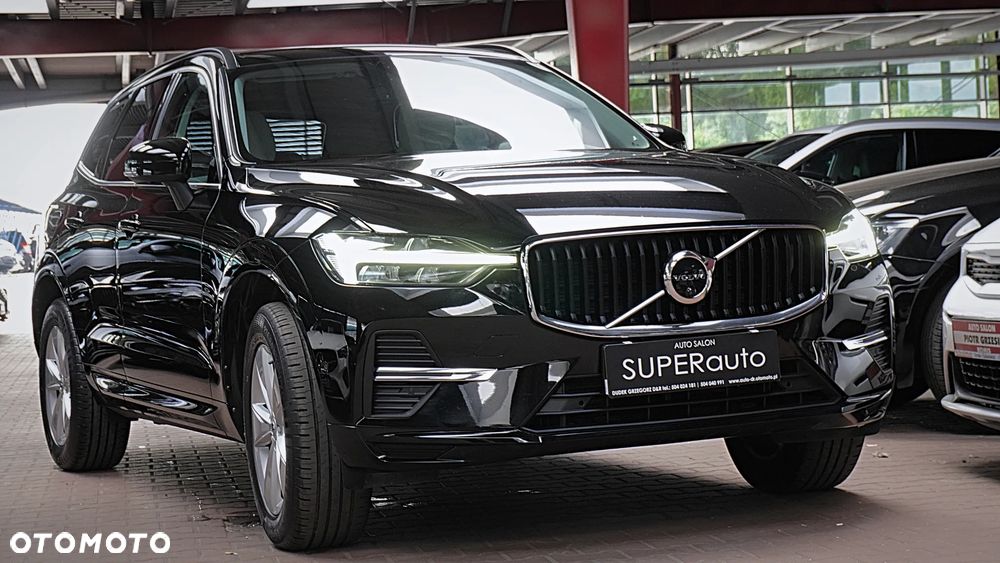 Volvo XC 60 B4 D AWD Momentum - 3