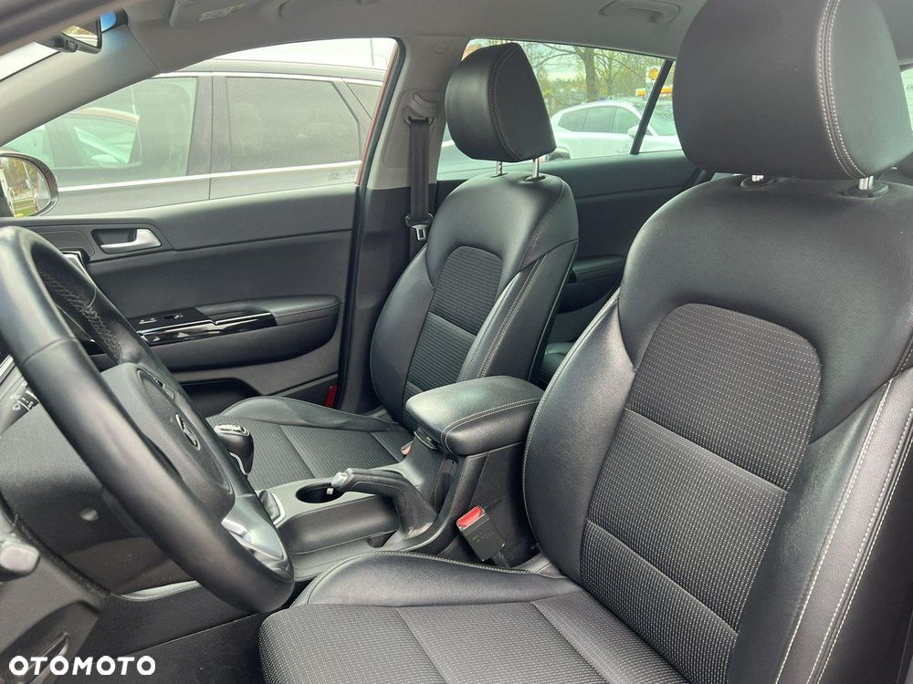 Kia Sportage 1.6 GDI Black Edition 2WD - 15