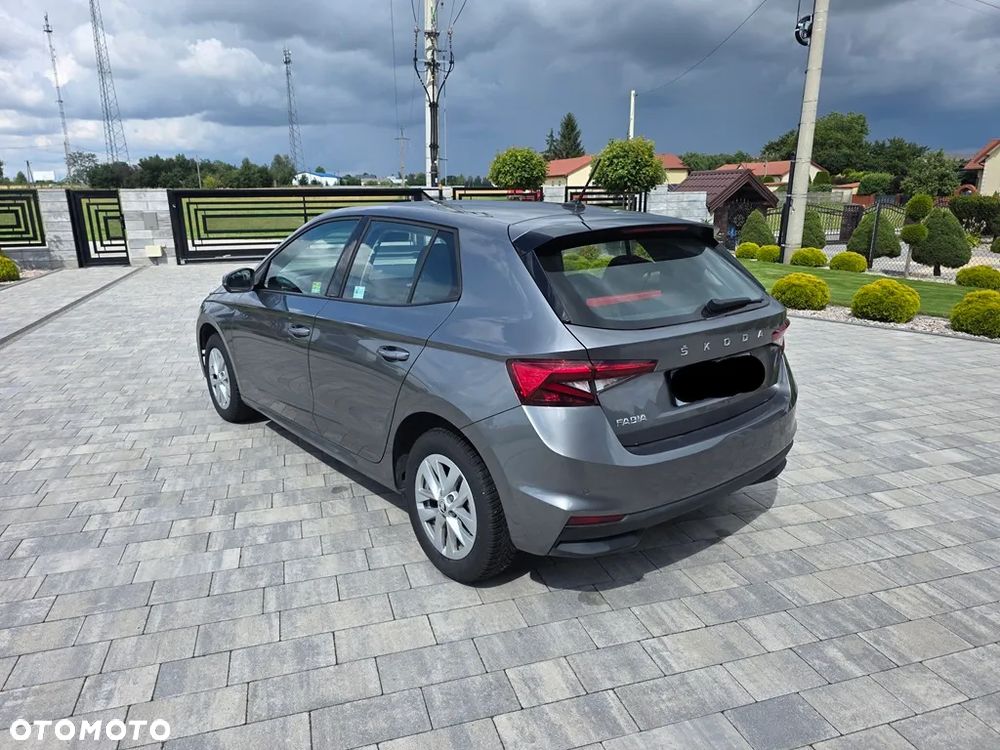 Skoda Fabia 1.0 TSI Ambition - 4
