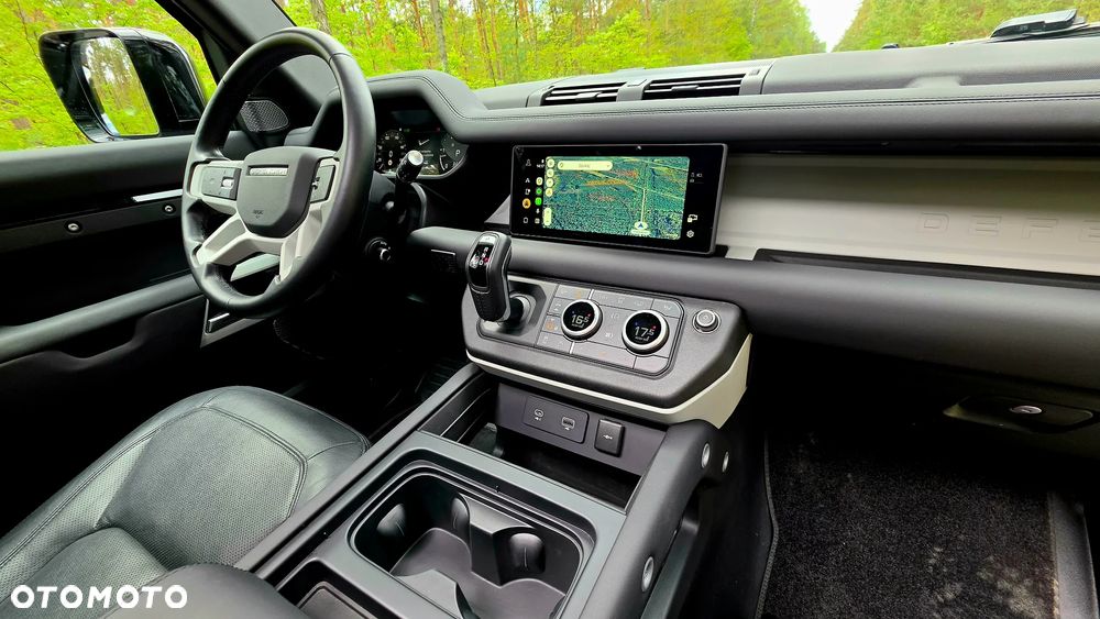 Land Rover Defender 3.0 D250 mHEV XS Edition - 31