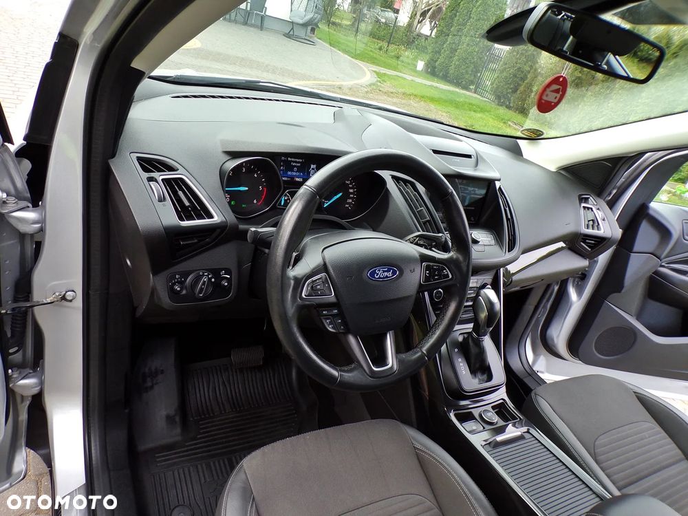 Ford Kuga 2.0 TDCi 4x4 Titanium - 14