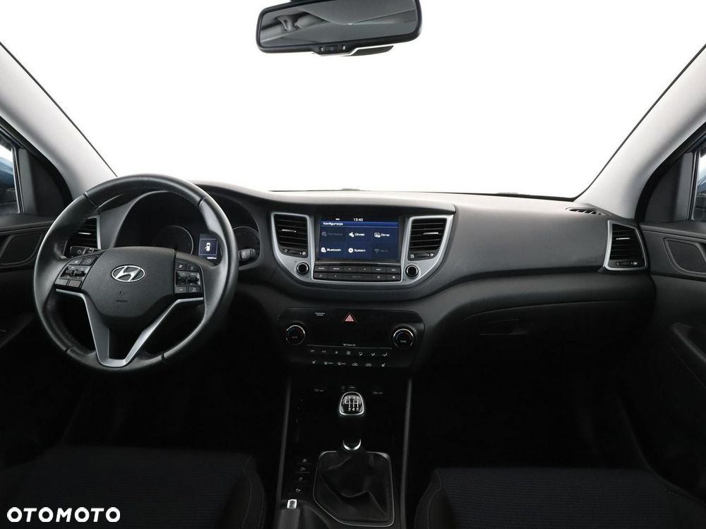 Hyundai Tucson blue 1.7 CRDi 2WD Advantage - 16