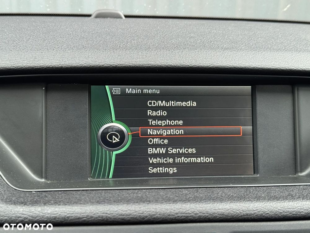 BMW X1 sDrive18d - 33