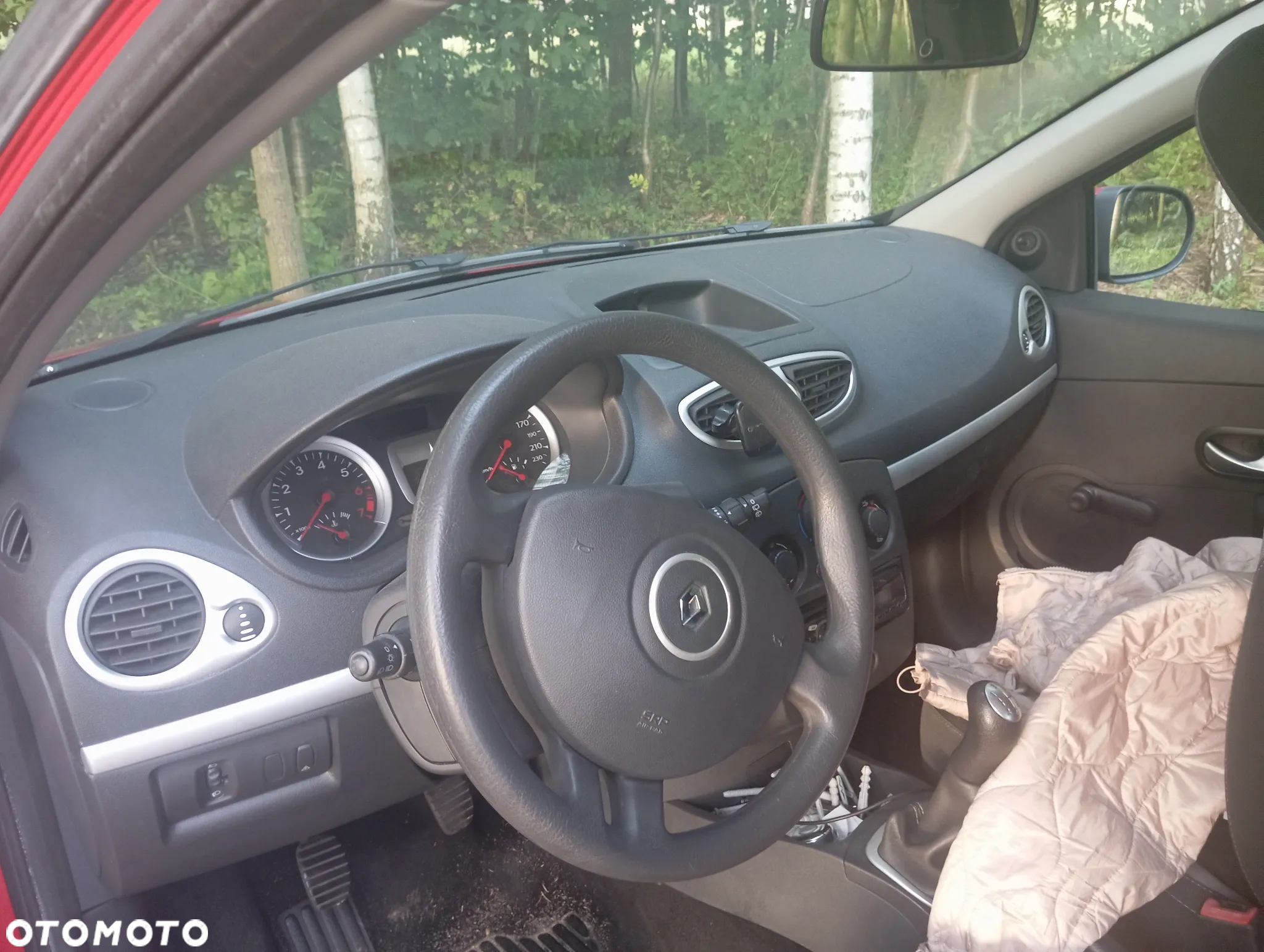 Renault Clio 1.2 16V 75 Collection - 7