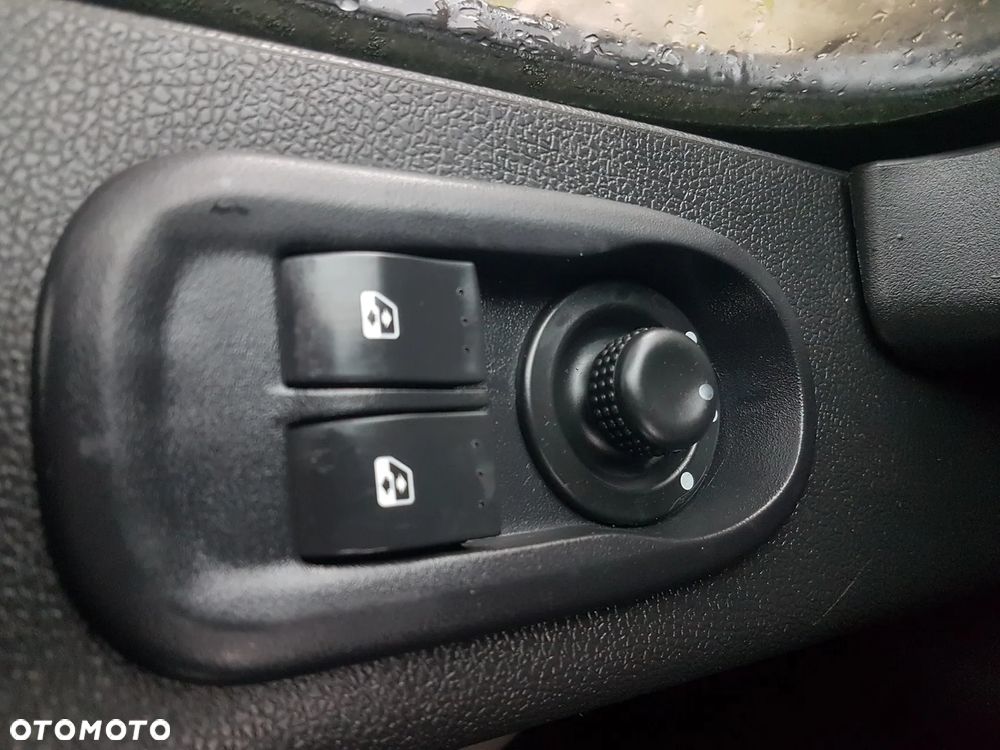 Renault MASTER KONTENER 8EP 4,21x2,23x2,22 KLIMA MANUAL KRAJOWY 6-BIEGÓW - 9