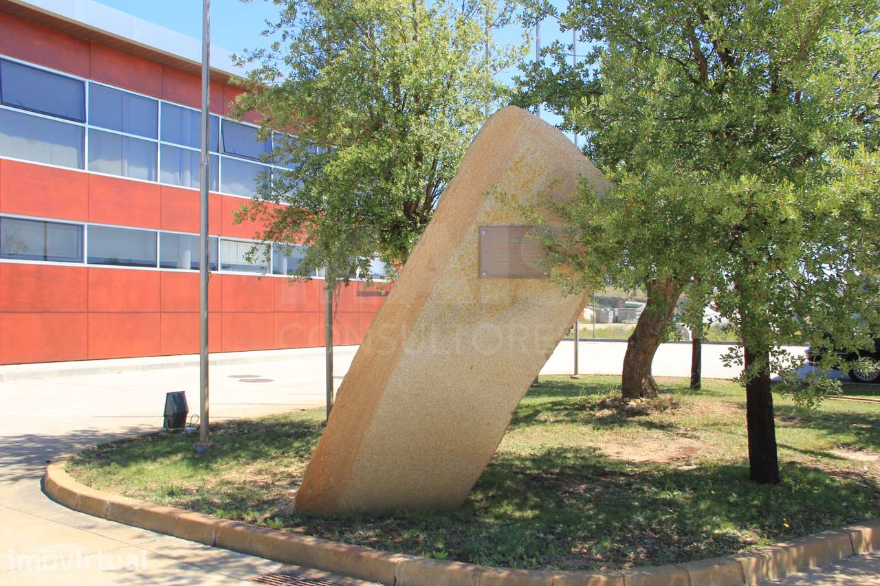 Unidade Industrial de Grande Dimensão – Zona Industrial de Gavião - Grande imagem: 4/50