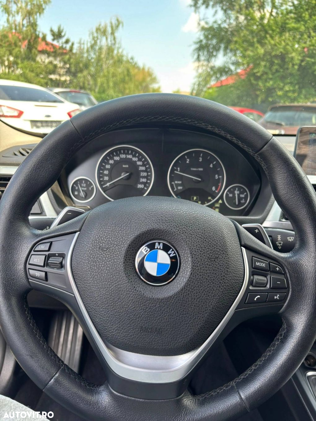 BMW Seria 3 - 22