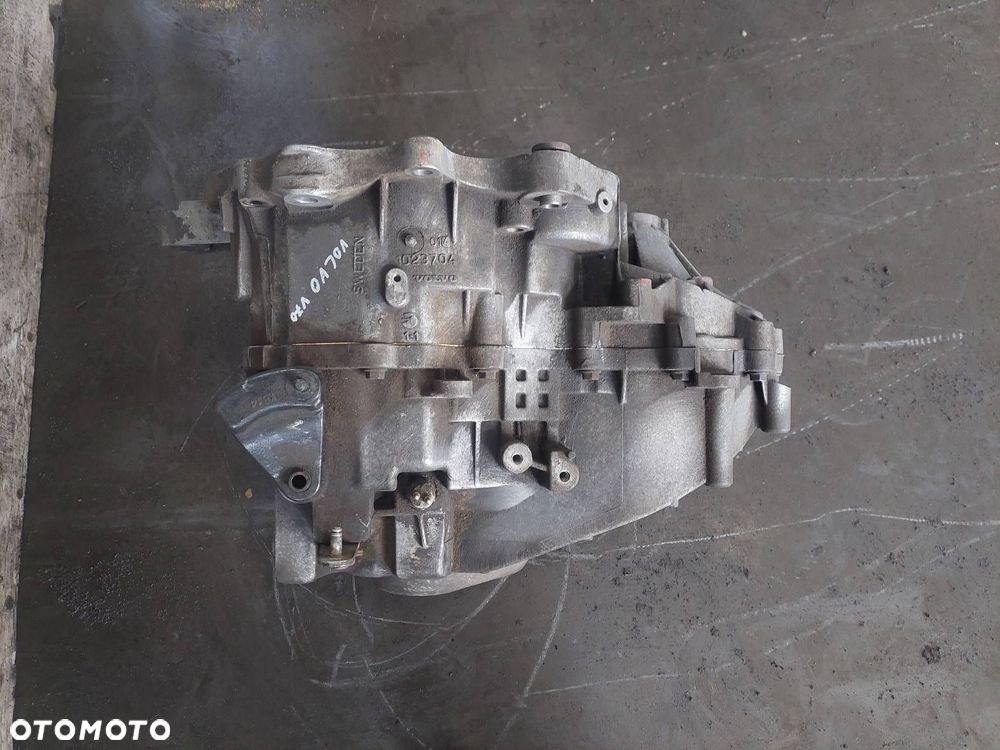 SKRZYNIA BIEGÓW VOLVO V70 I 2.5 TDI MANUAL 5 BIEGÓW - 5