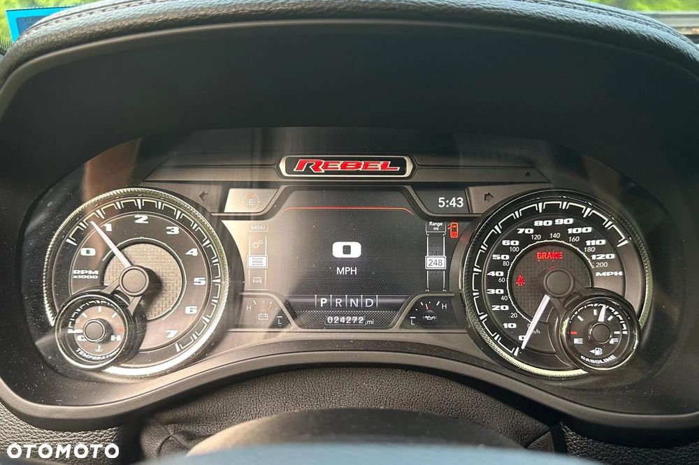 RAM 1500 Crew Cab Rebel - 10