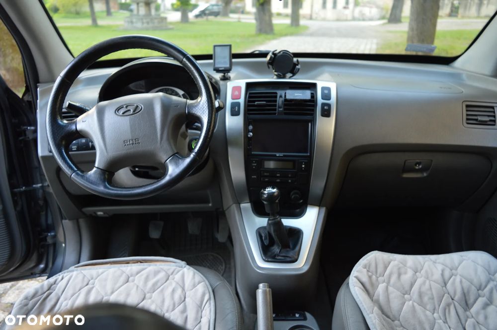 Hyundai Tucson 2.0 4WD GLS - 9
