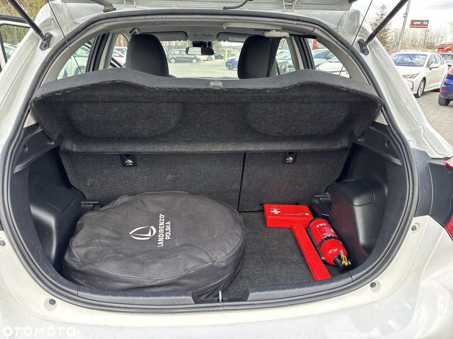 Toyota Yaris - 13