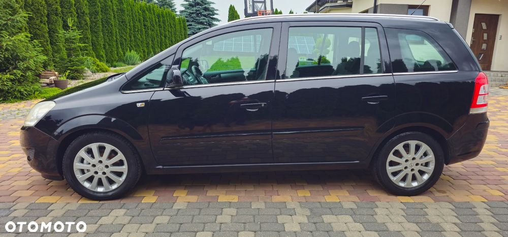 Opel Zafira 1.8 - 3