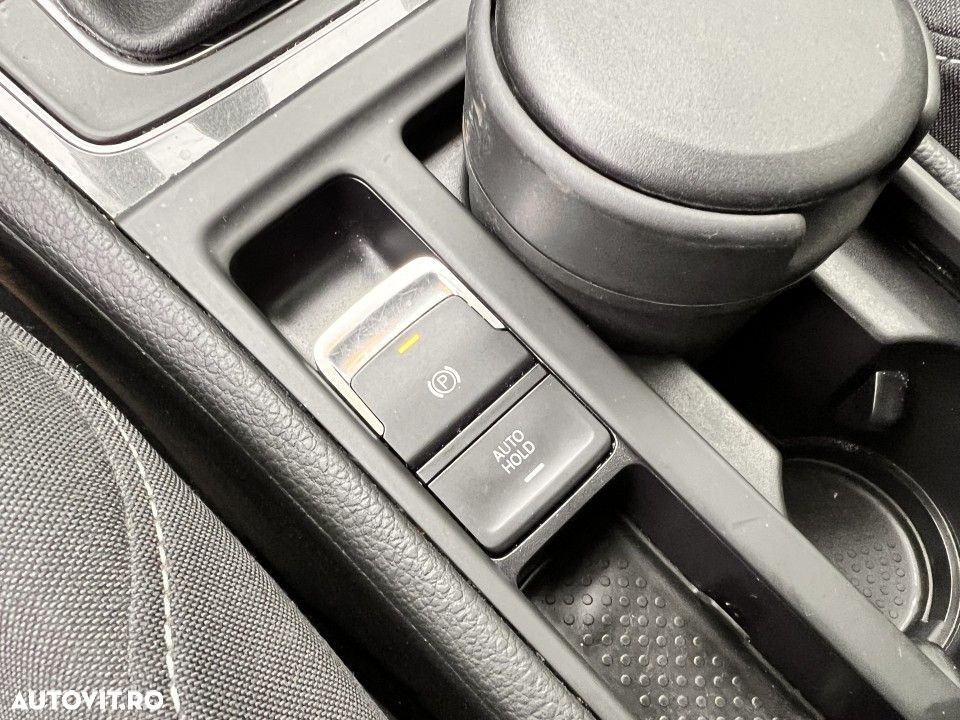 Volkswagen Golf - 14