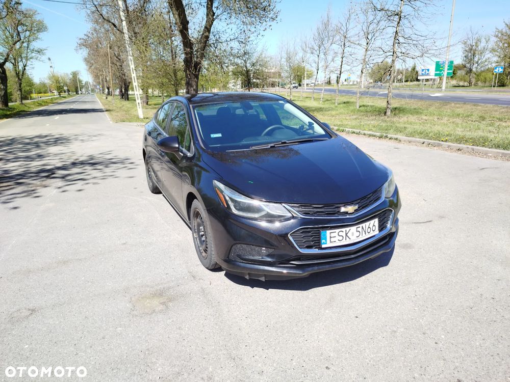 Chevrolet Cruze - 12