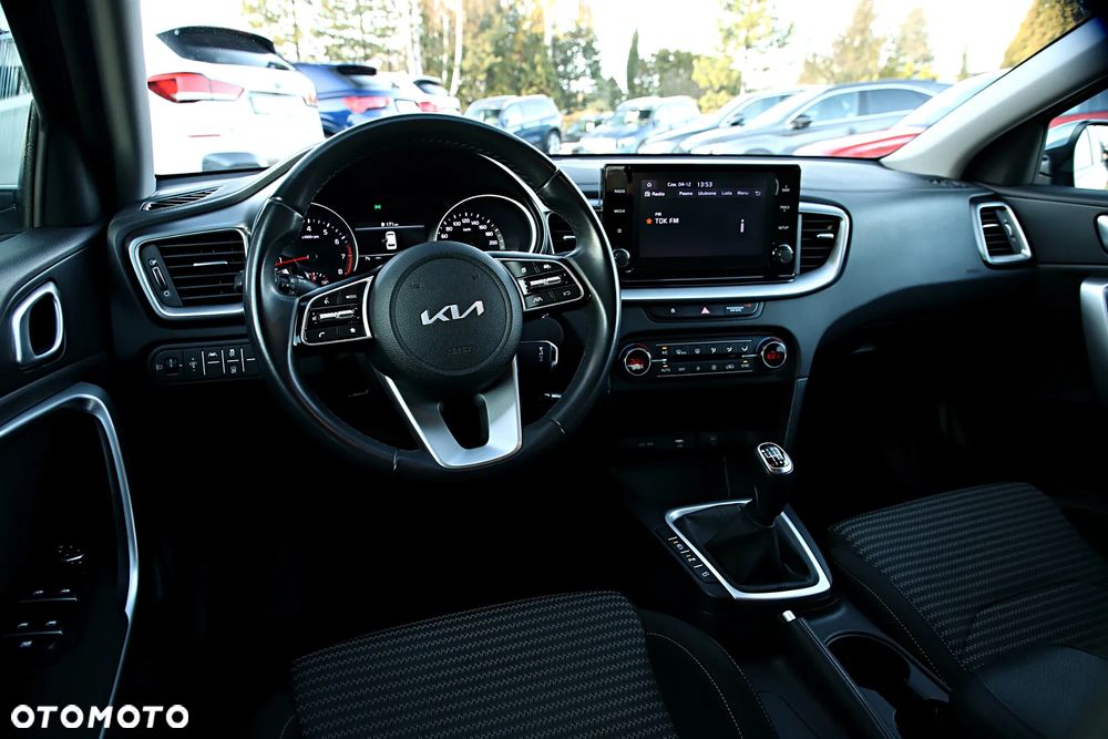 Kia Ceed 1.5 T-GDI M - 27