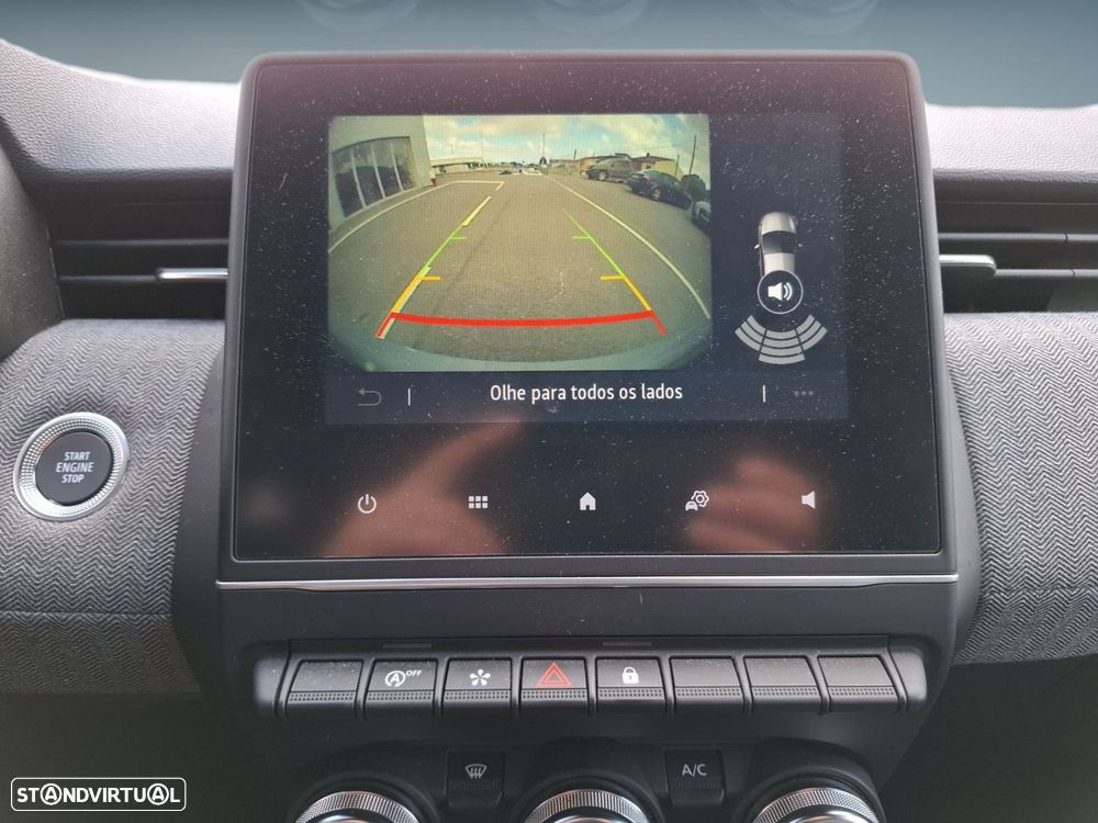 Renault Clio 1.0 TCe Techno Bi-Fuel - 20