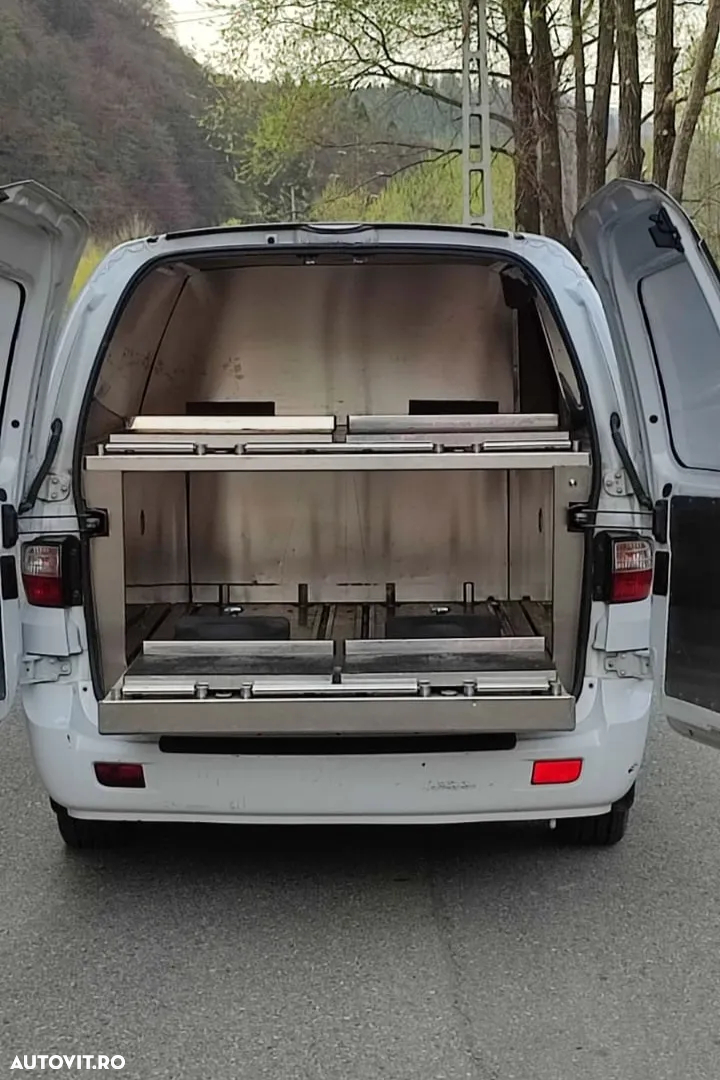 Hyundai H-1 - 5