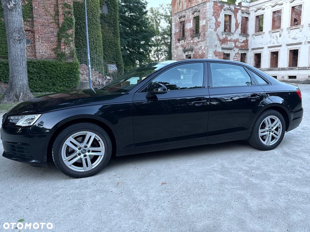 Audi A4 Limousine 2.0 TDI ultra design - 16