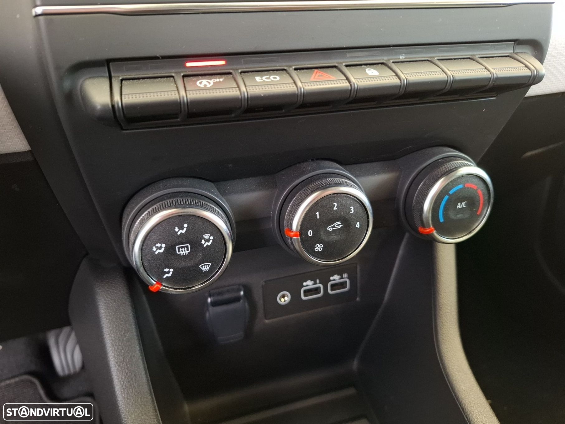 Renault Clio 1.0 TCe Evolution Bi-Fuel - 19