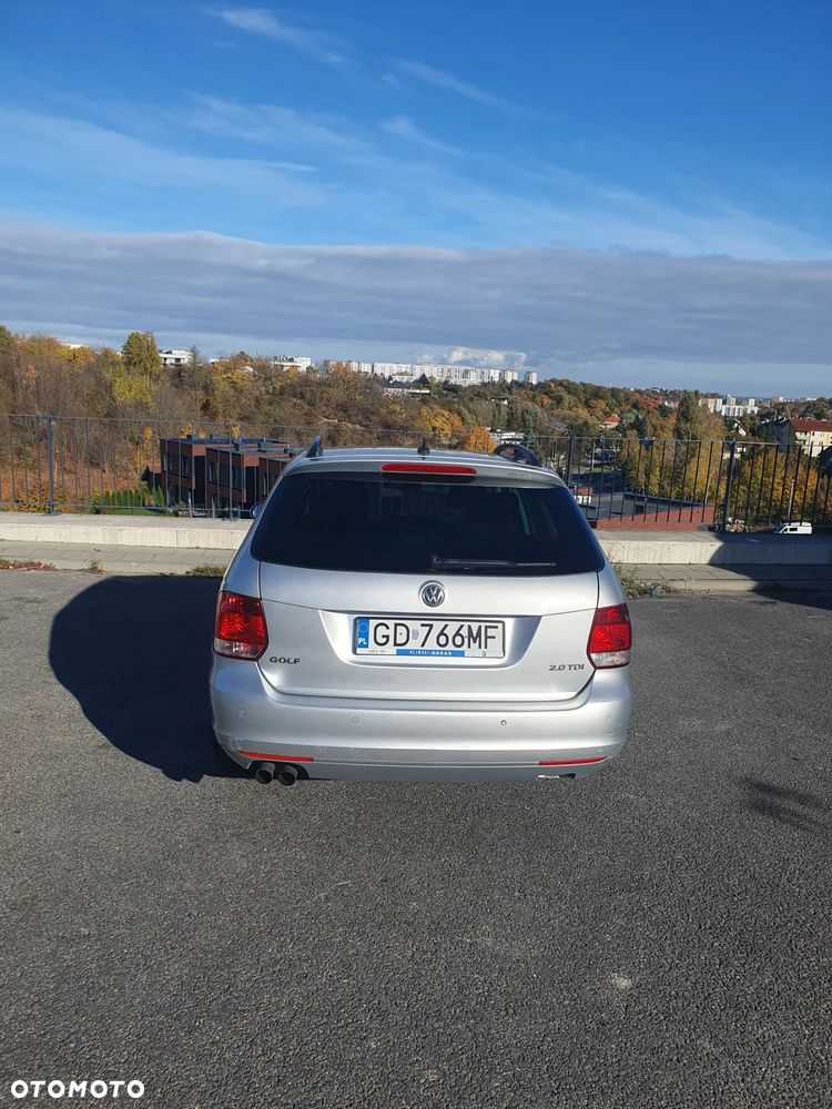 Volkswagen Golf 2.0 TDI Comfortline DSG - 2