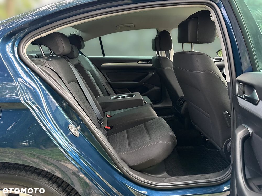 Volkswagen Passat 1.5 TSI EVO Essence DSG - 16