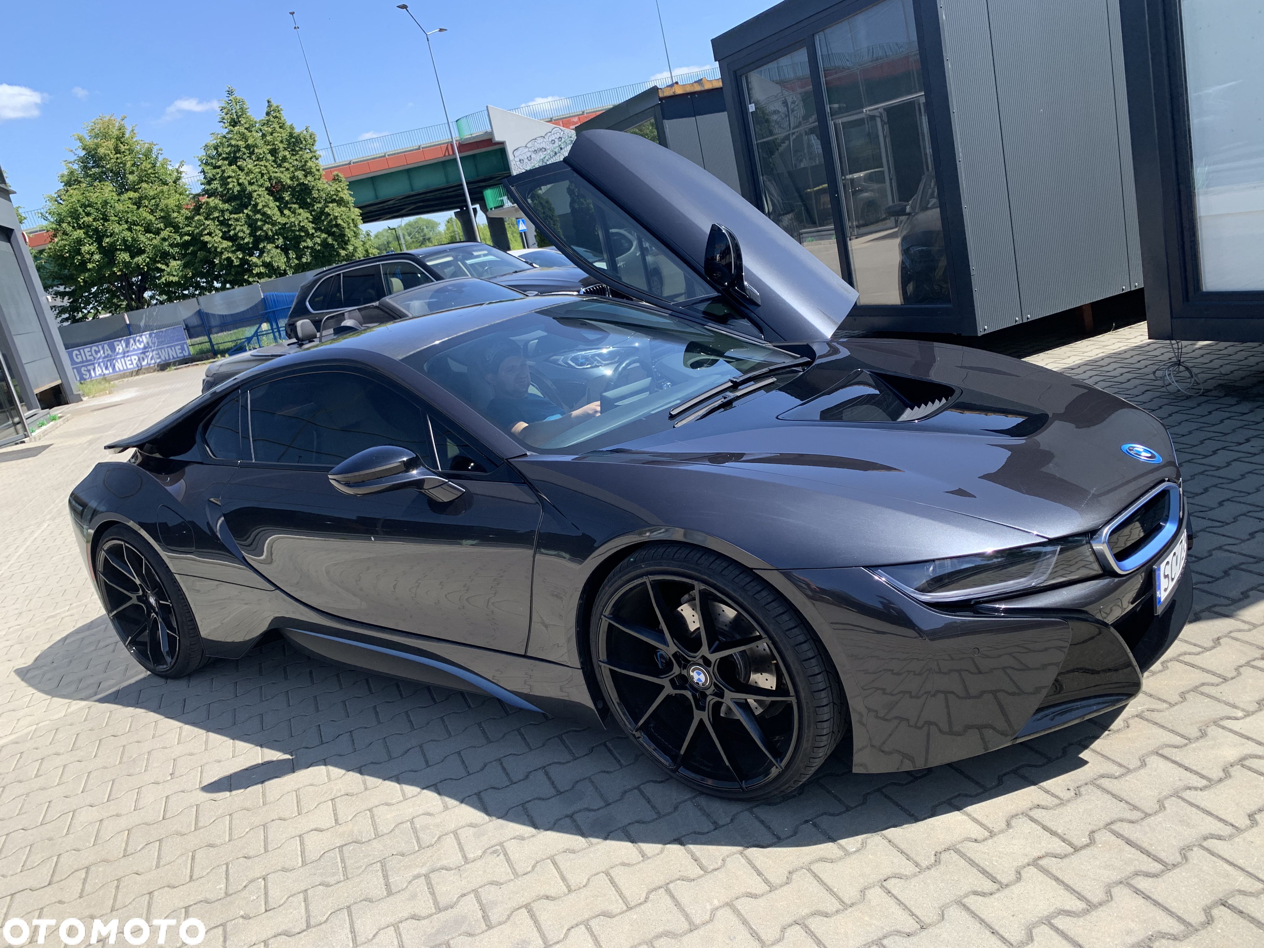 BMW i8 - 1