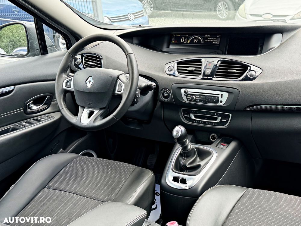 Renault Scenic - 17