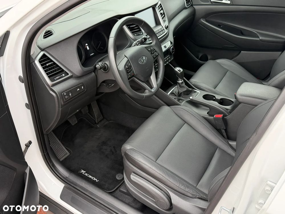 Hyundai Tucson - 14
