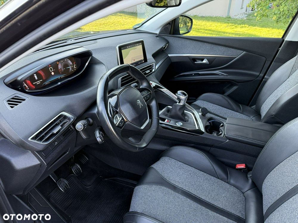 Peugeot 5008 2.0 HDi Allure 7os - 19