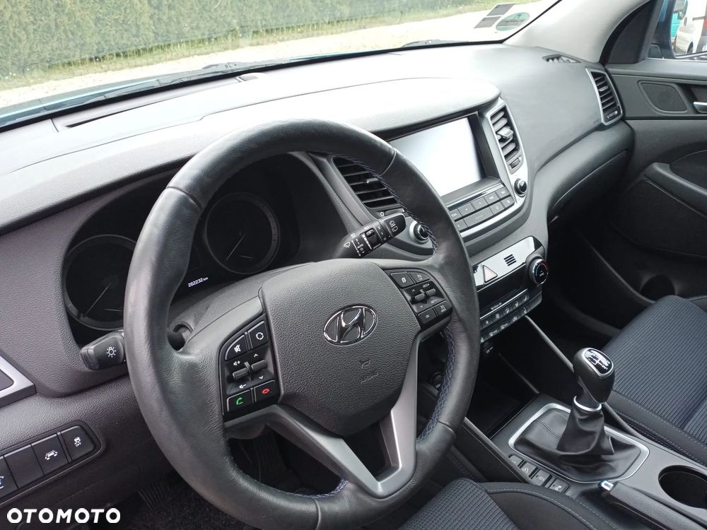 Hyundai Tucson 1.7 CRDI BlueDrive TourdePologne 2WD - 8