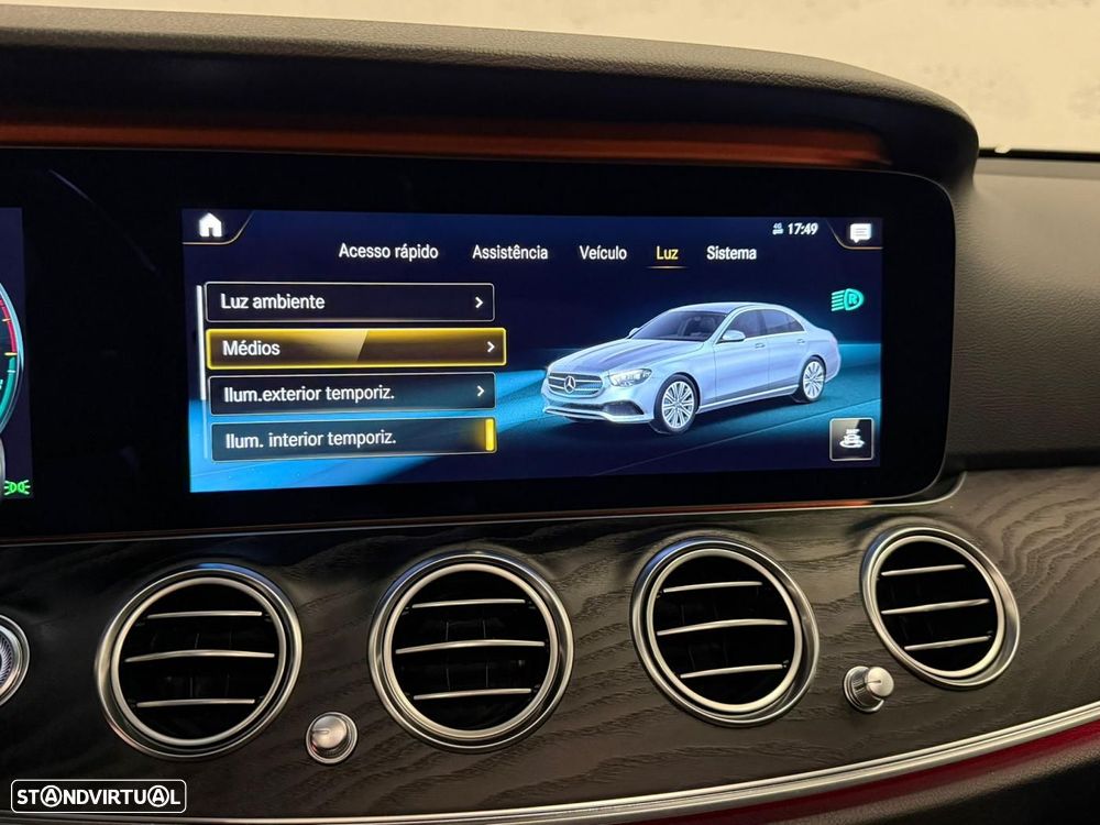 Mercedes-Benz E 300 de Avantgarde 4Matic - 34