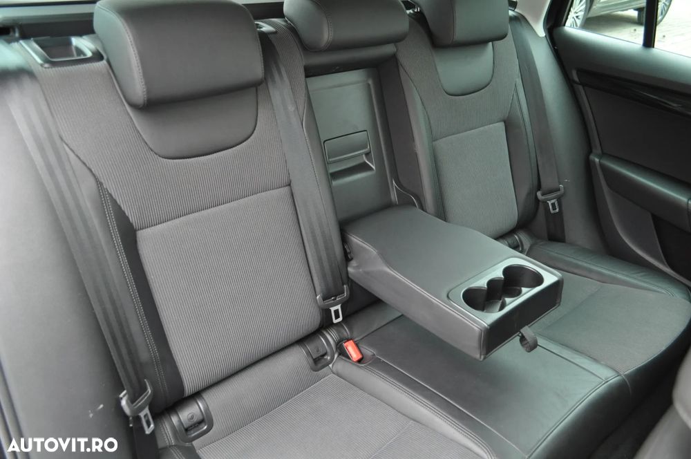 Skoda Octavia 2.0 TDI DSG Style - 21