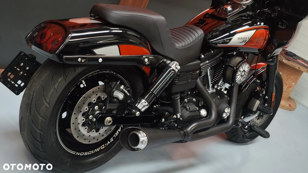 Harley-Davidson Dyna - 12