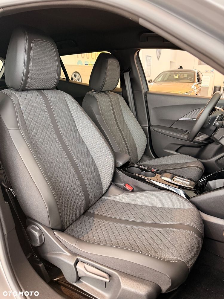 Peugeot 2008 1.2 PureTech Allure S&S EAT8 - 12